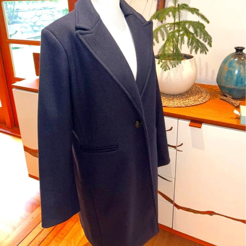 New Joe Fresh mid length coat sz small